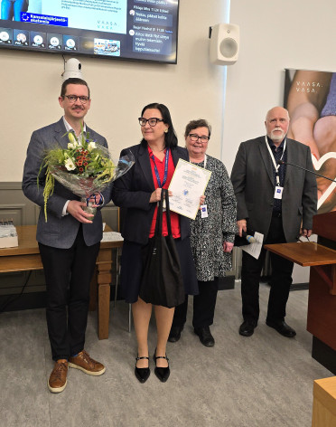 Vaasan kaupungin edustajat ja valintaraadin edustajat.